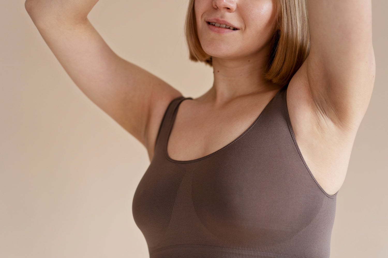 5 Struggles Only Women with Saggy Breasts Understand