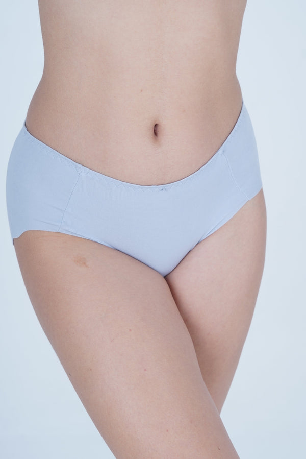 AXTZH Chic Mid-Rise Women’s Brief with Stylish Bow Detail and Smooth Finish XPTYSCOT8223IO-ICE