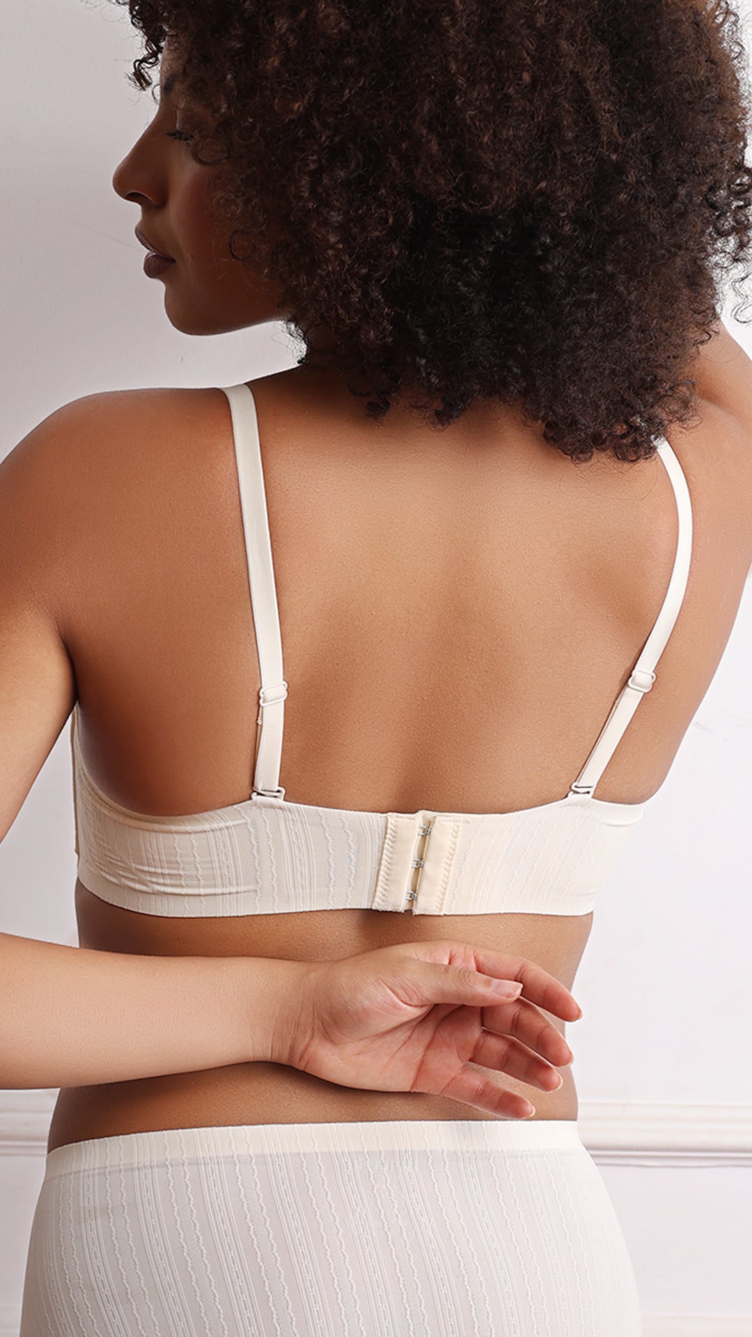 Strapless Bandeau Push-Up Bra | Non-Wired Bonded Bra with Convertible Straps