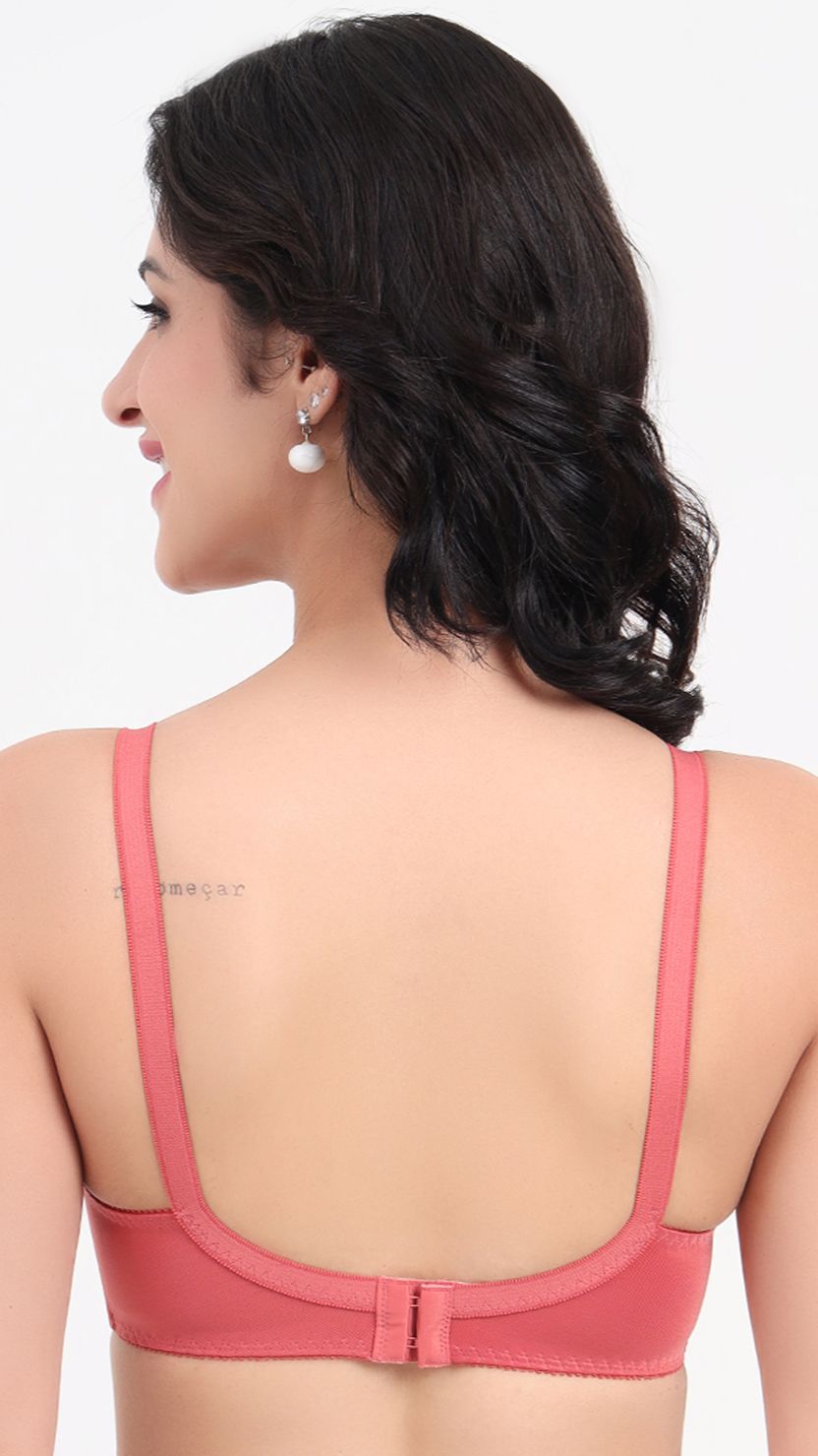 Triumph Peach Cut-N-Sew Full Coverage Bra With Lace Cups