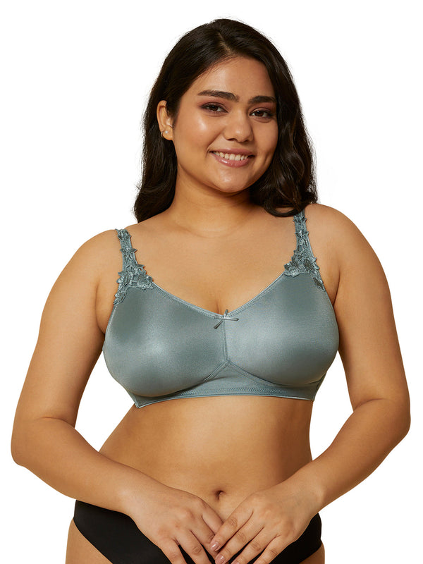 TRIUMPH-100I300 YR Minimizer 21 Wireless Non Padded Comfortable High Support Big-Cup Bra