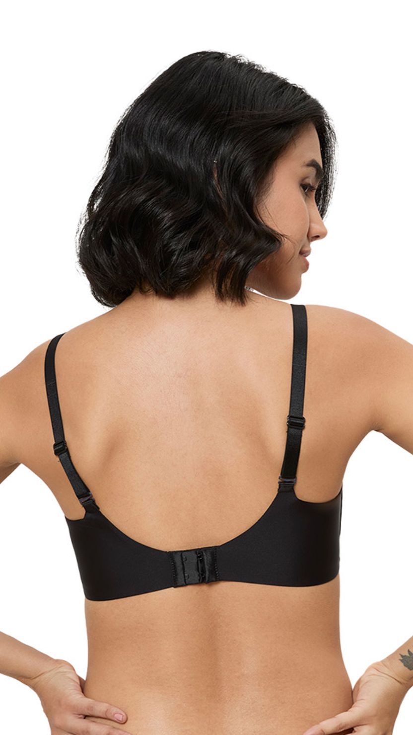 Triumph Black Seamless Wire-Free Bra Lace Neckline