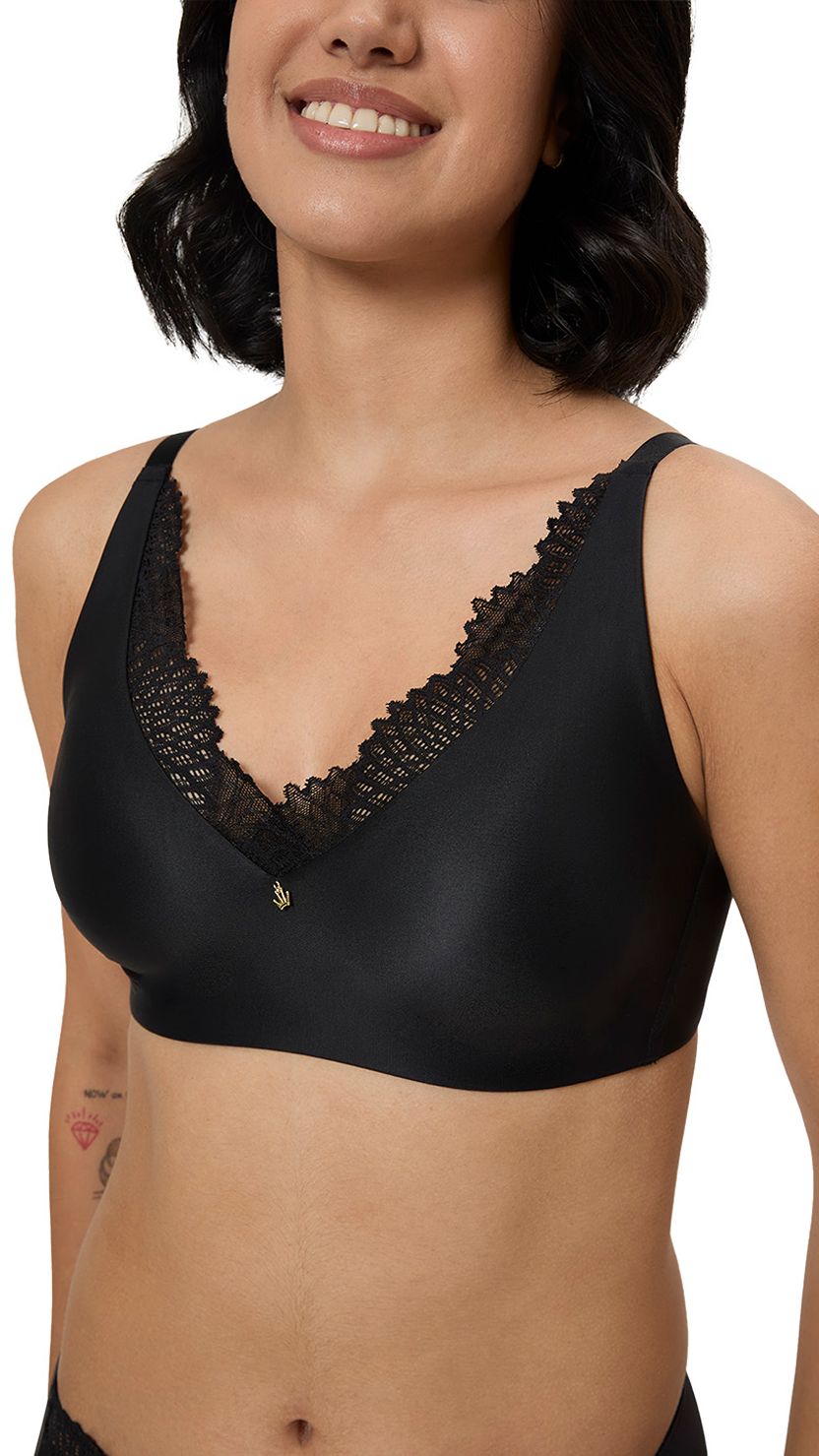 Triumph Black Seamless Wire-Free Bra Lace Neckline