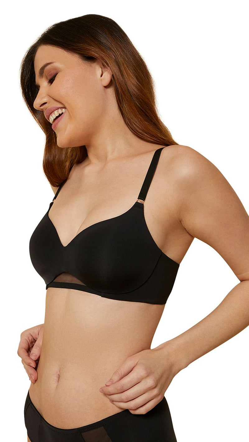 Triumph 04 Black Medium Coverage Padded Everyday Bra