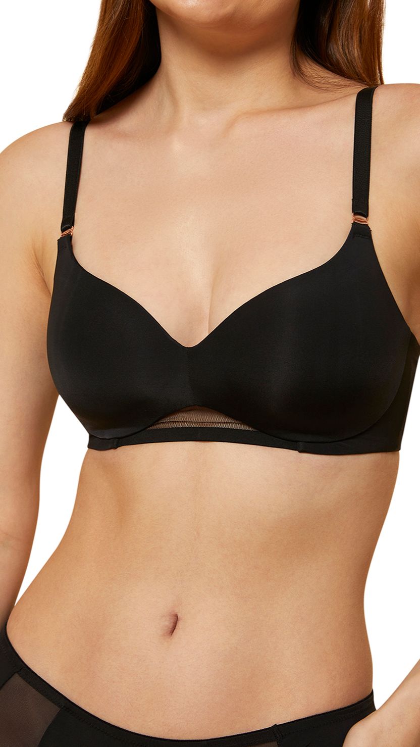 Triumph 04 Black Medium Coverage Padded Everyday Bra