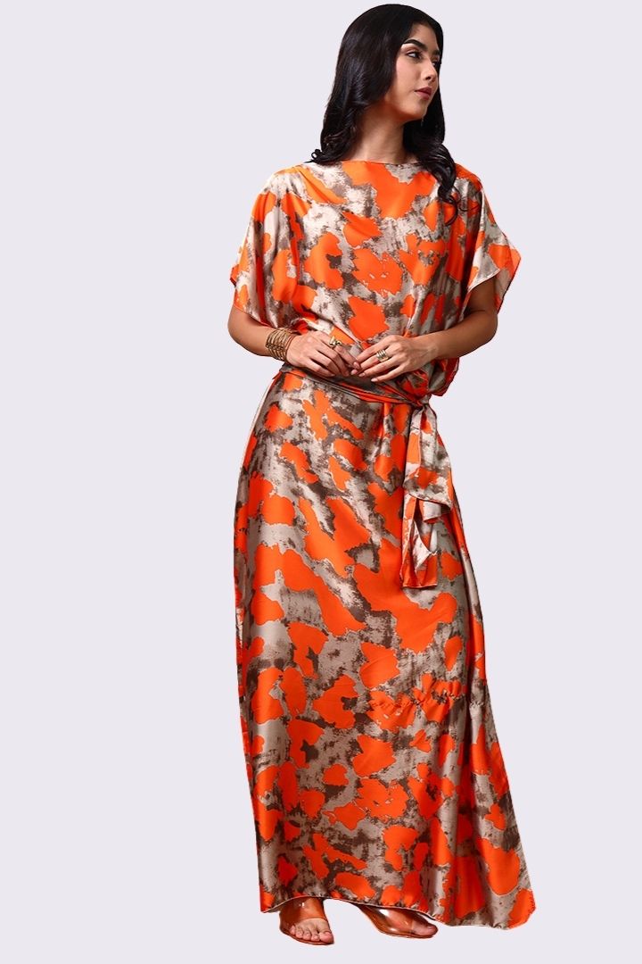 AXTZH Flowing Kaftan Nightwear with Adjustable Waist Strap and Elegant Detailing-ORUST-K2S