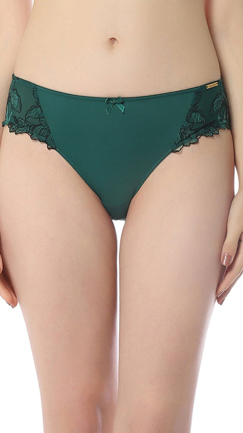Amante Floral Lace Breathable Low Rise Bikini Brief