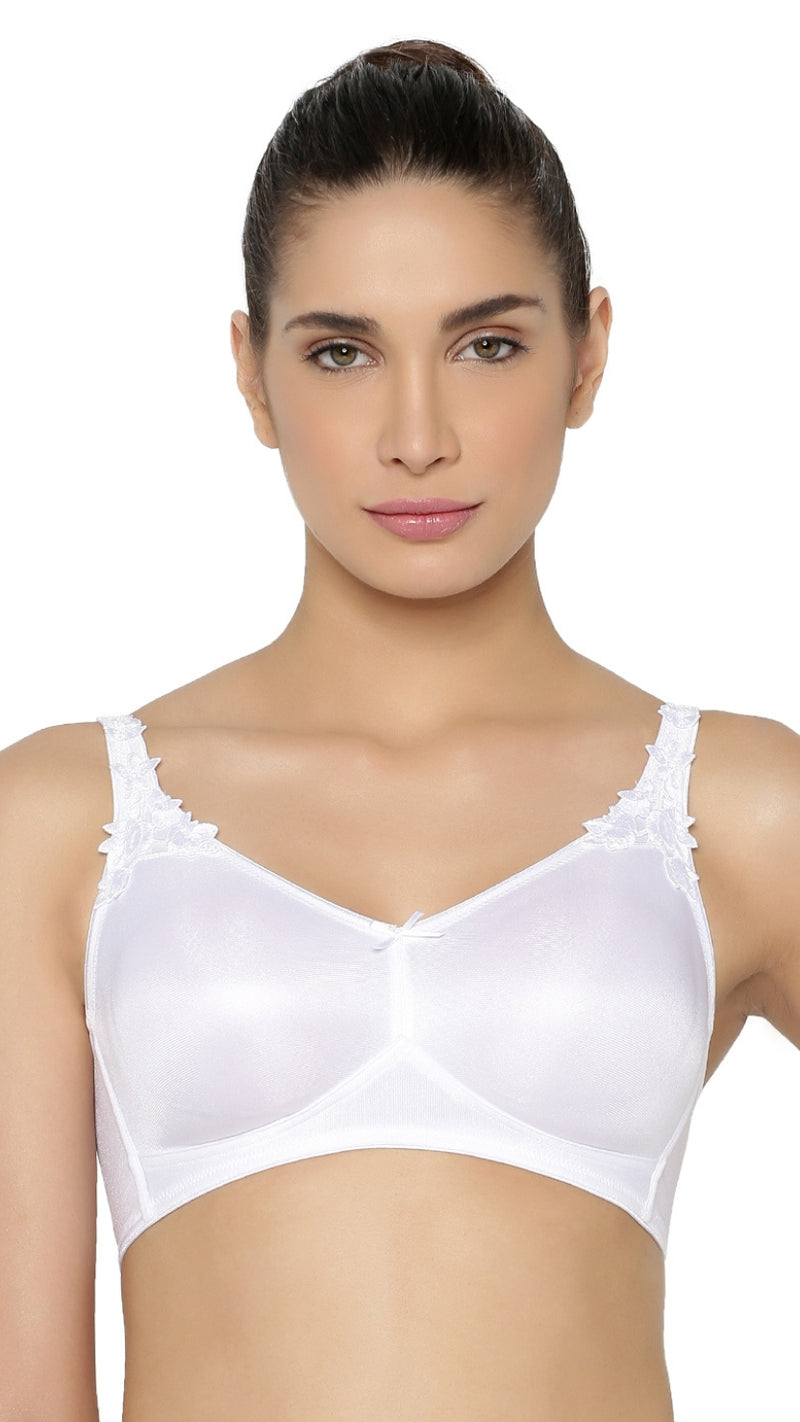 Triumph White Wireless Non-Padded High Support Bra