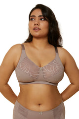 TRIUMPH-100I610 Gorgeous Full Cup Everyday Bra Non Padded Wired -FF