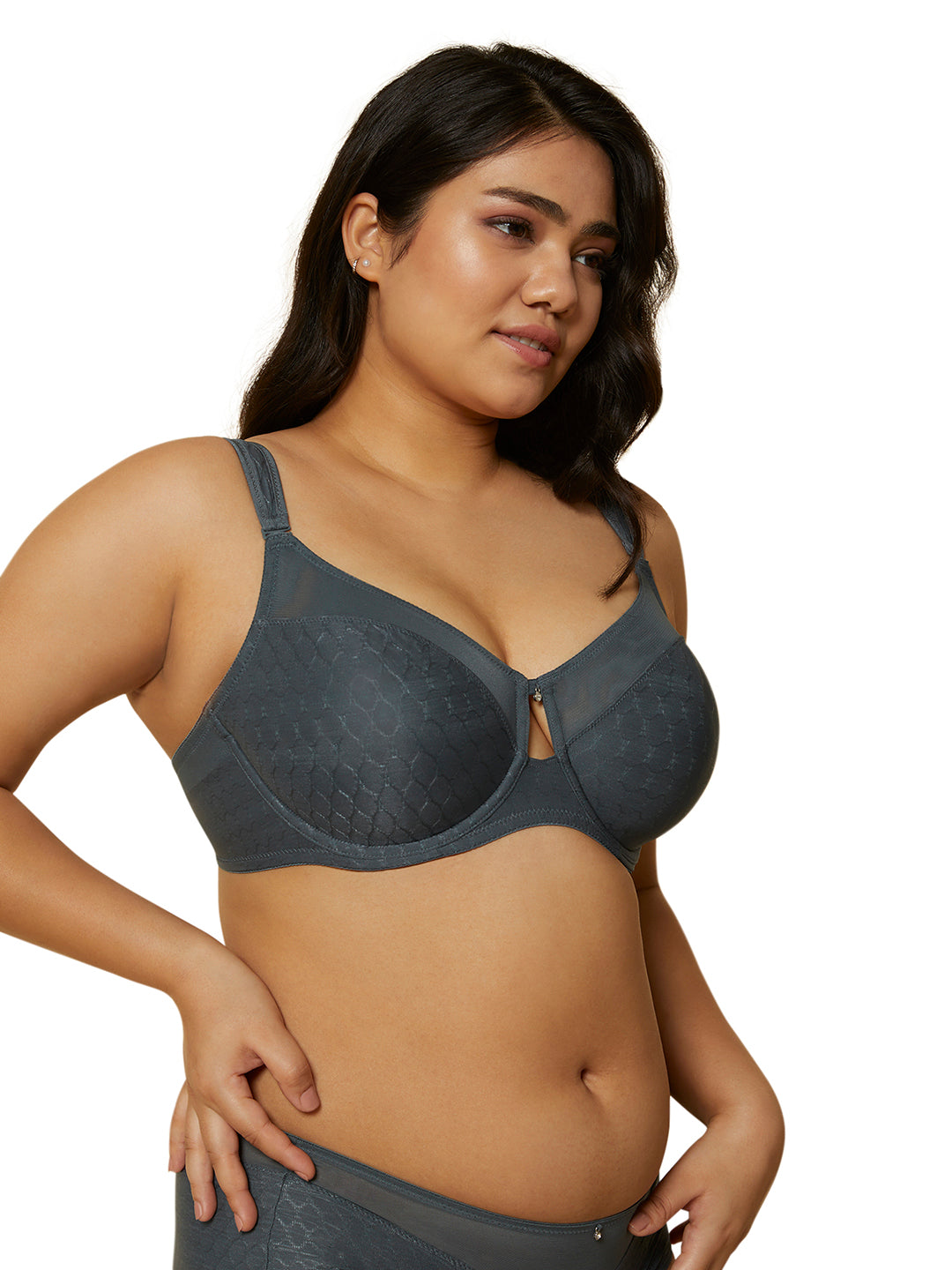 Triumph-151I452 Azalea Minimizer Bra 
Wireless Non Padded