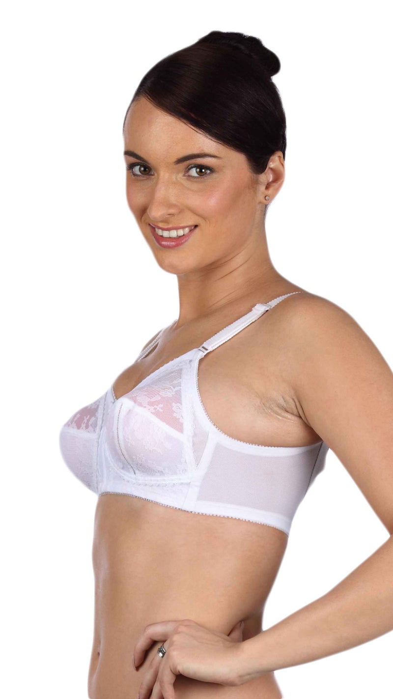 Triumph White Wireless Big Cup Cut-N-Sew Lace Bra