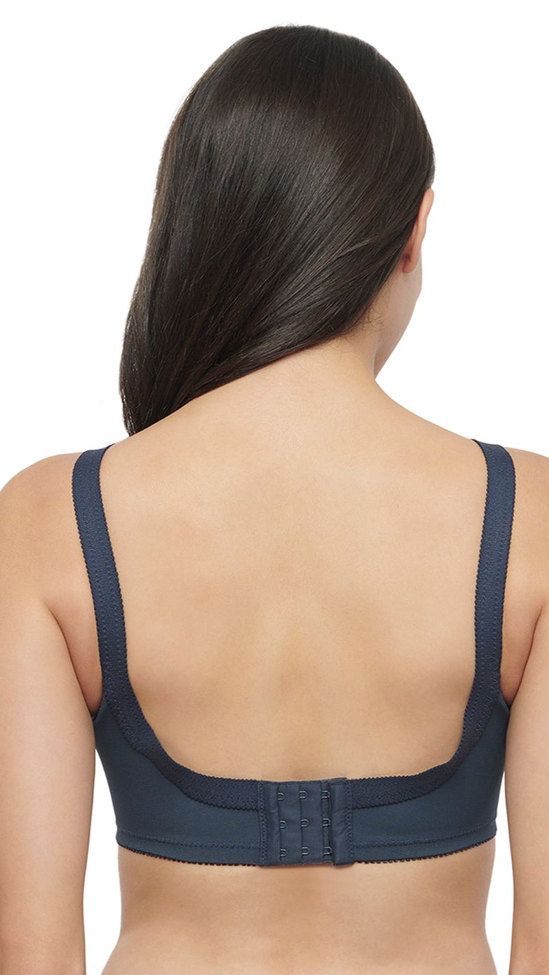 TRIUMPH-20I319 JQ Doreen Wireless Non Padded Full Coverage Support Big-Cup Classics Bra