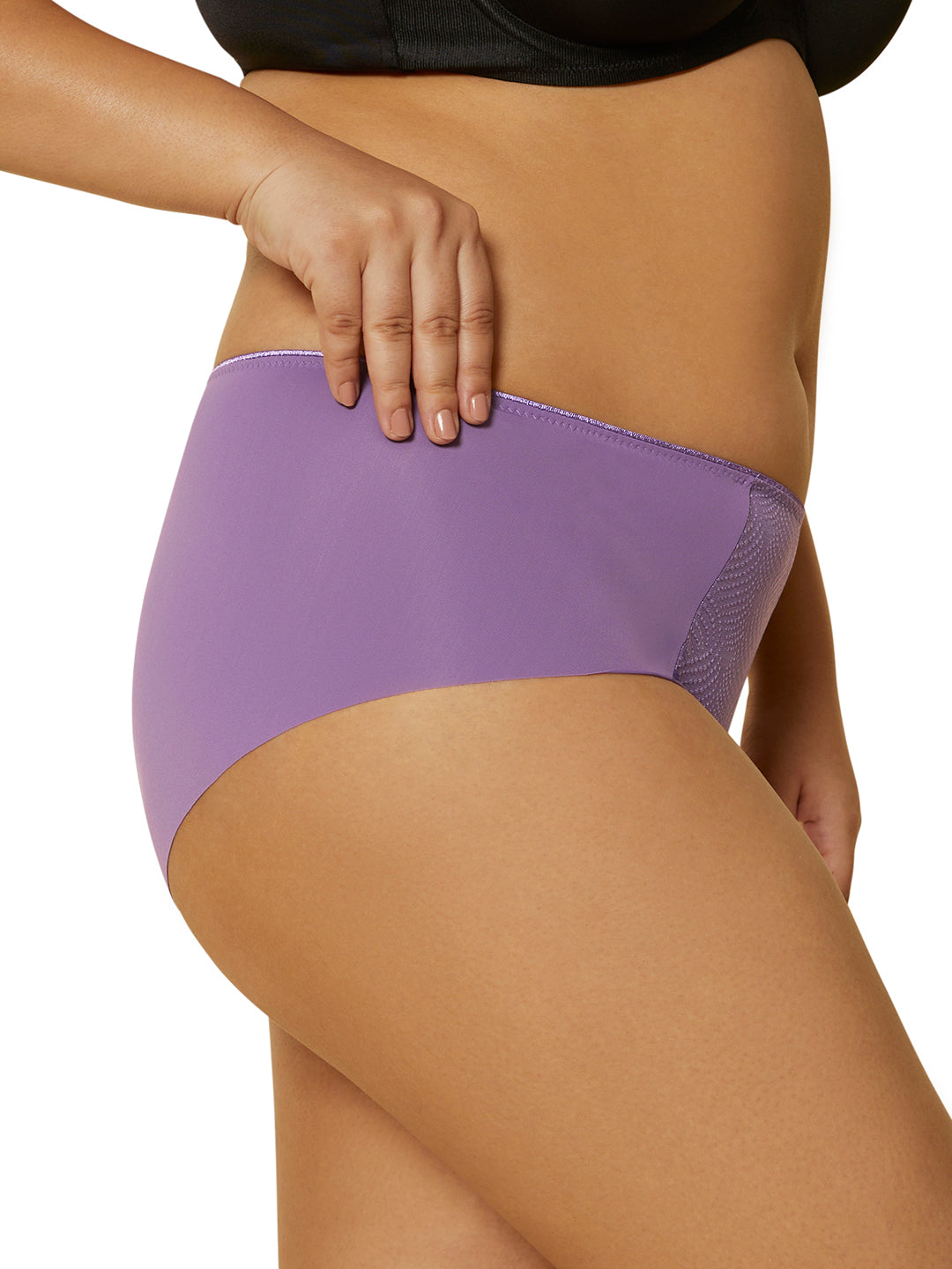 Triumph-756A251 Essential Minimizer Hipster 
Hipster Panties