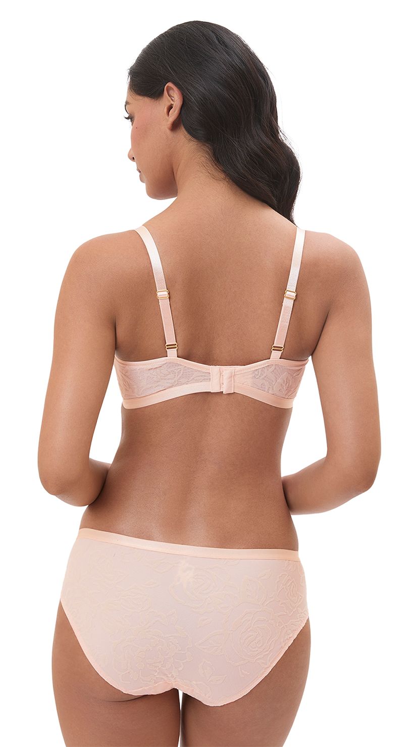 Triumph Peach Wire-Free Lightly Padded Floral Everyday Bra