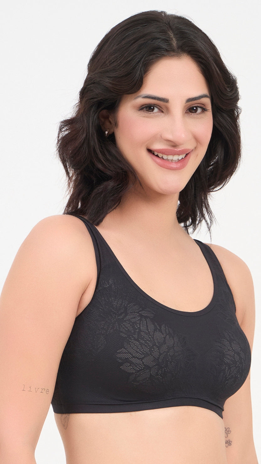 Triumph Black 4D Stretch Wirefree T-Shirt Bra