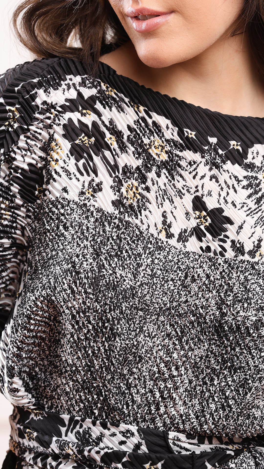Black & White Printed Pleated Satin Kaftan