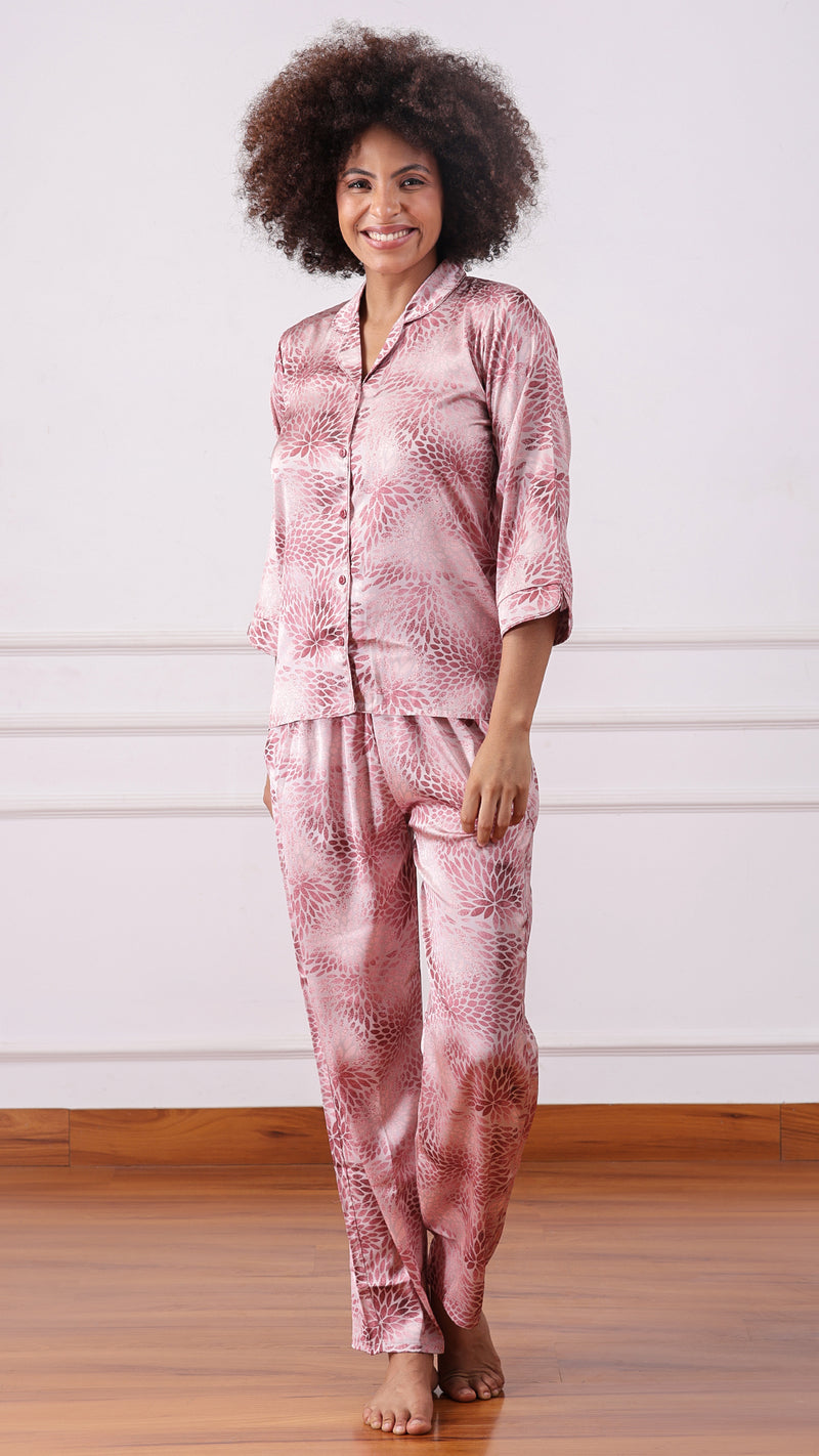 Floral print satin pyjama shirt, close-up front view