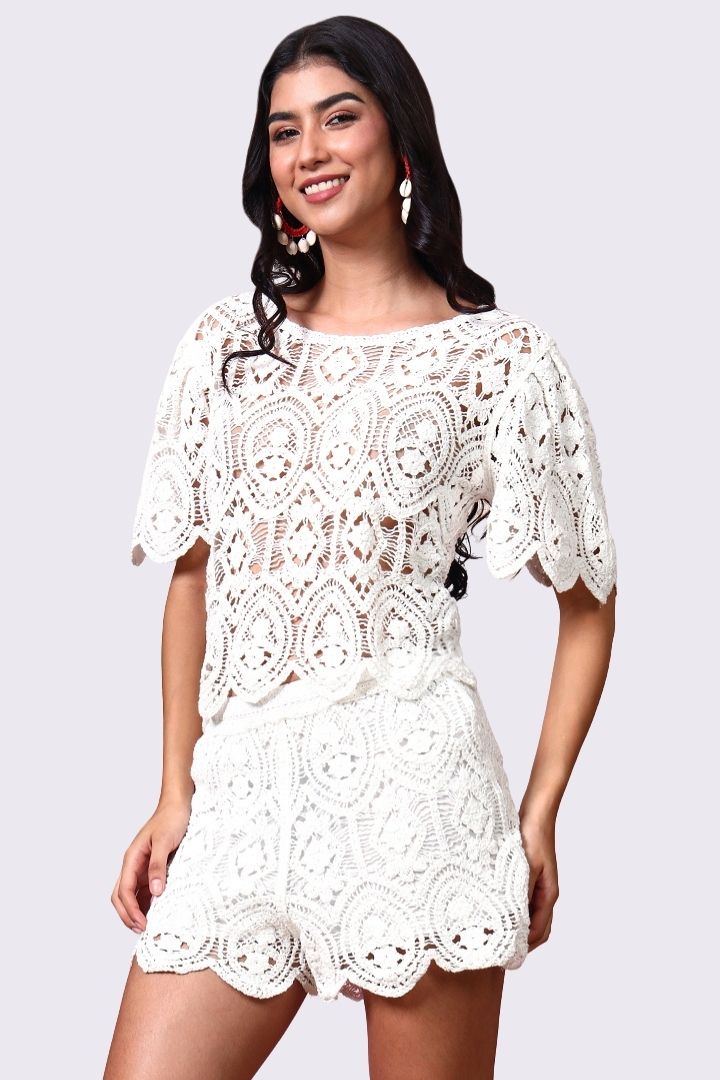 AXTZH Crochet Beachwear Shorts with Handcrafted Detailing and Scalloped Hemline-X0228-WHITE-BW1PST