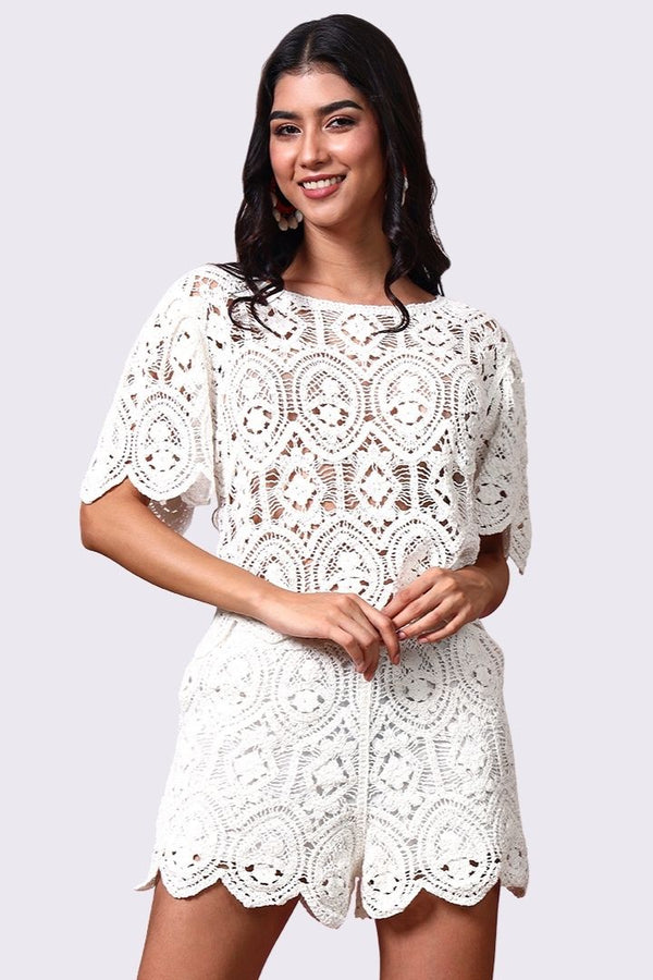 AXTZH Crochet Beachwear Shorts with Handcrafted Detailing and Scalloped Hemline-X0228-WHITE-BW1PST