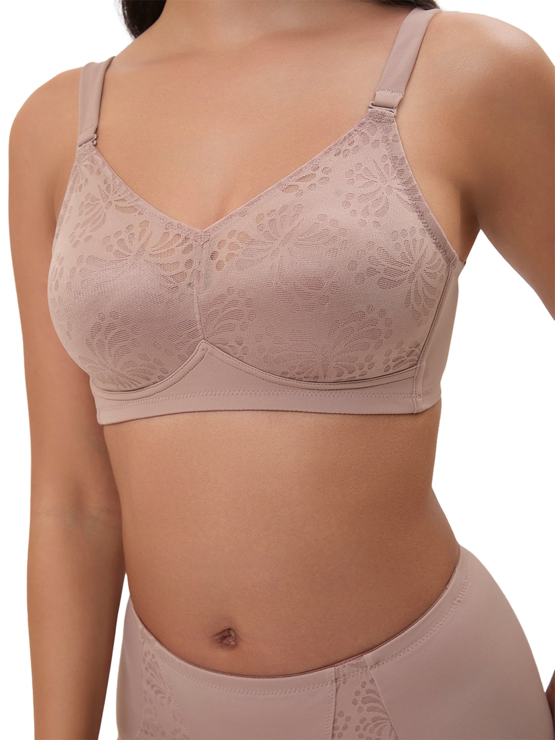 TRIUMPH BRA 100I526-ZE Minimizer 112 Non Padded Wireless Seamless Minimizer Bra