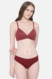 WACOAL BRA 852189 How Perfect Padded Non-wired 3/4th Cup Medium Coverage Seamless T-Shirt Bra - Maroon