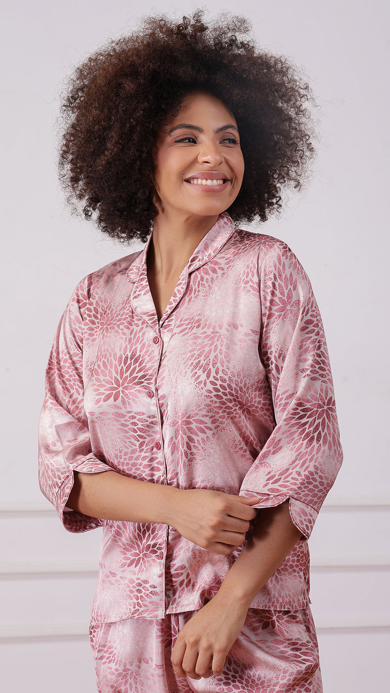 Floral print satin pyjama set, back view