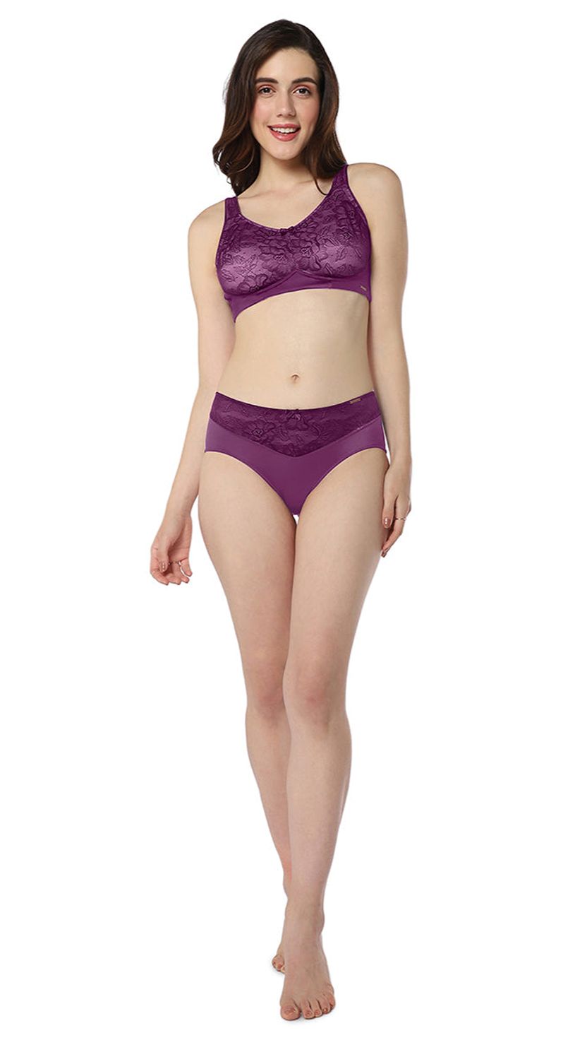Amante Lace Non-Padded Support Bra