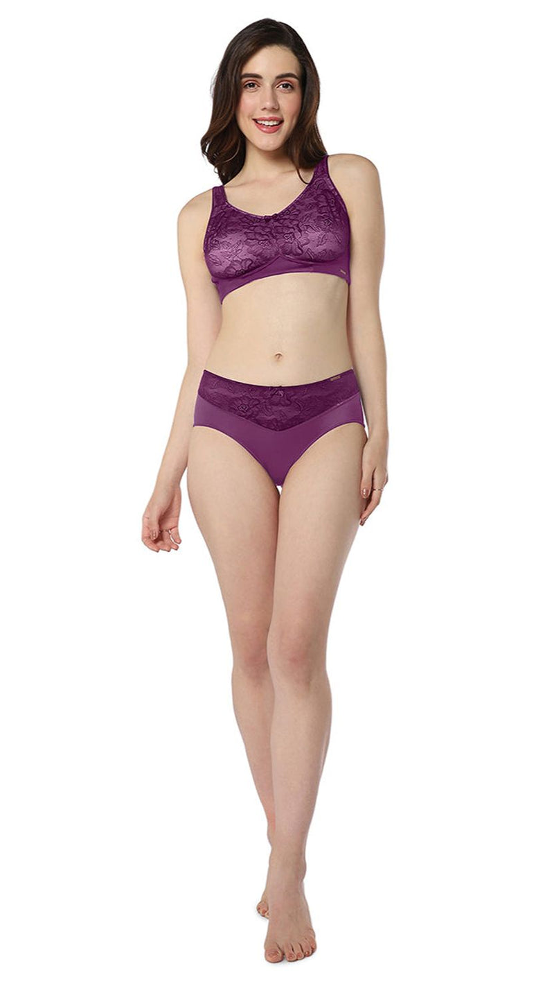 Amante Lace Non-Padded Support Bra