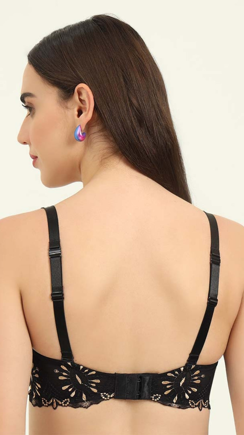 Triumph Black Wire-Free Lace Trim T-Shirt Bra
