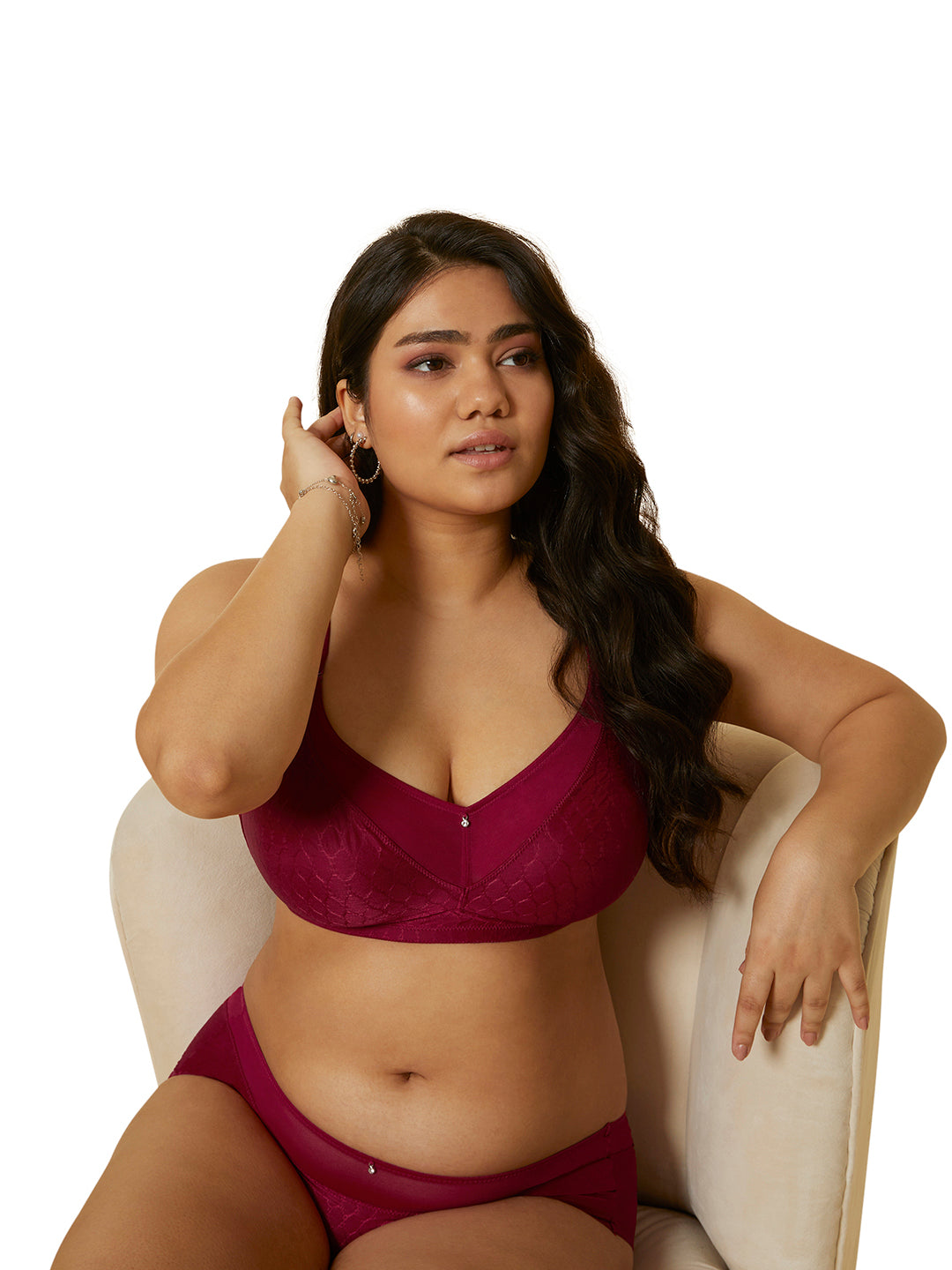 Triumph-151I452 Azalea Minimizer Bra 
Wireless Non Padded