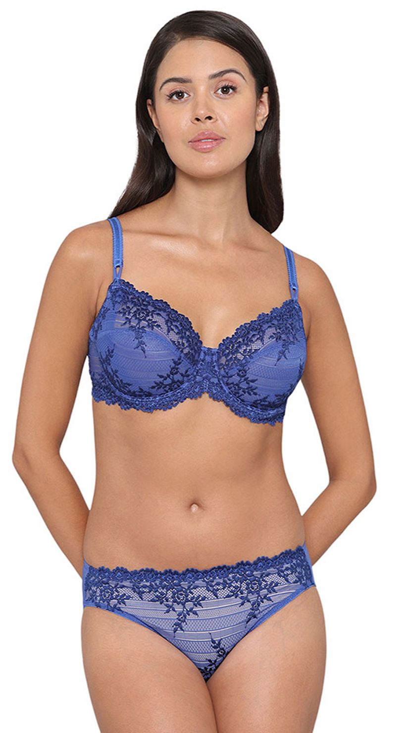 Wacoal Floral Lace Non-Padded Wired Medium Coverage Bra