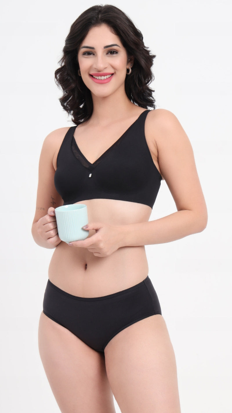 Triumph Black V-Neck Mesh Trim Minimizer Bra