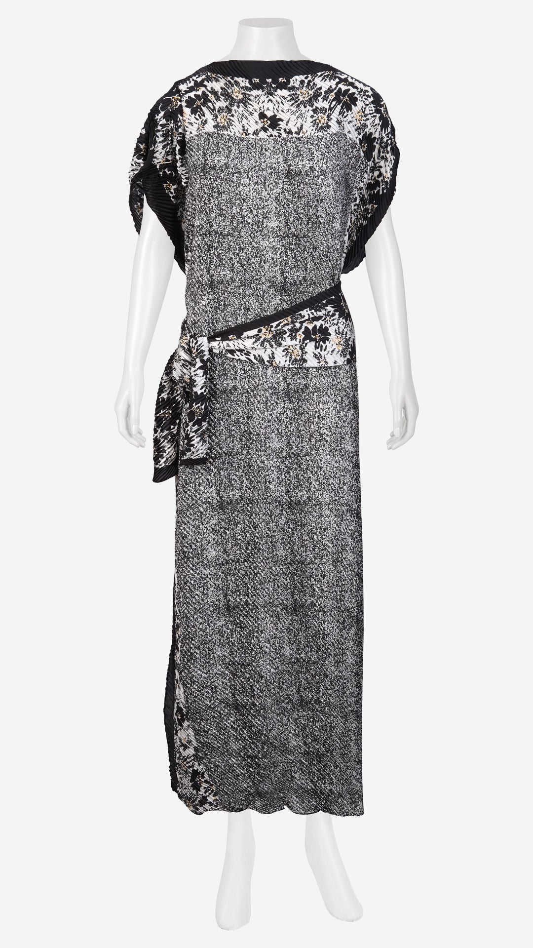 Black & White Printed Pleated Satin Kaftan