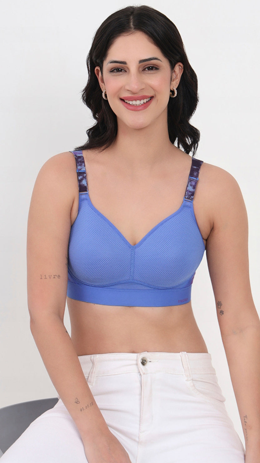 Triumph Blue Padded Non-Wired Polymide Spandex Sports Bra