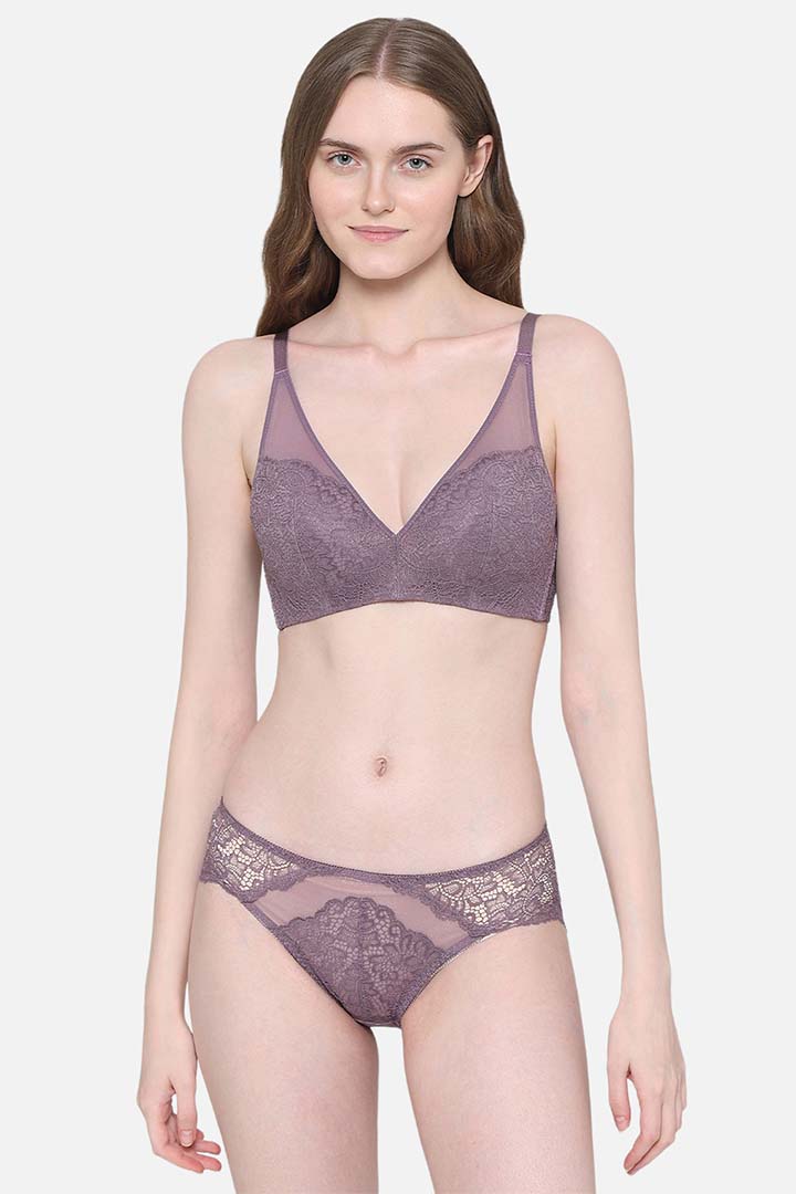WACOAL BRA IAB317 Emma Lace Padded Non-wired 3/4th Cup Bridal Wear Medium coverage Lace Bra - Purple