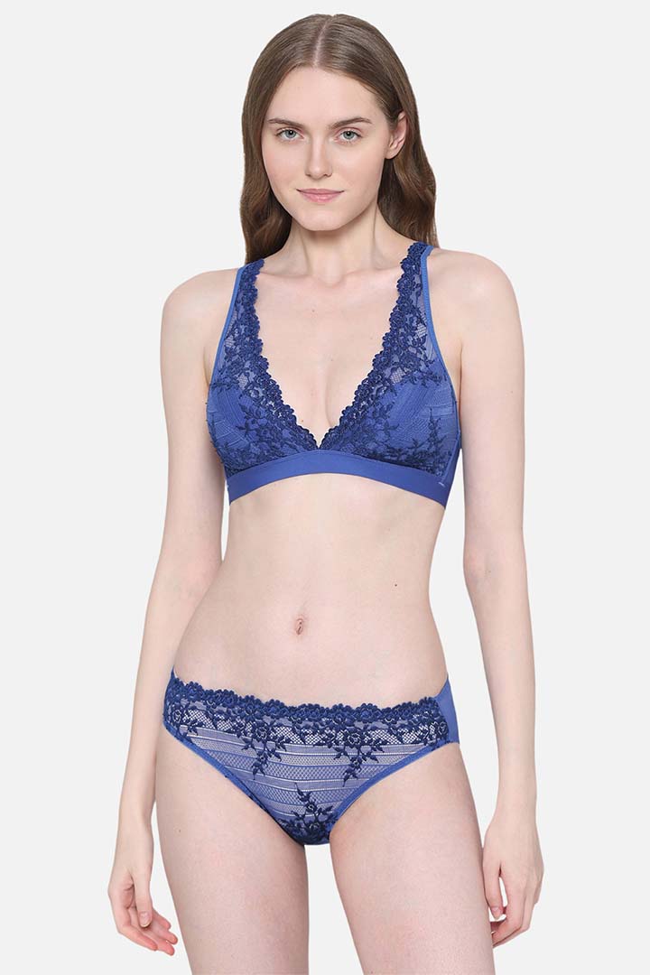 WACOAL BRA 852191 Embrace Lace Non Padded Non Wired 3/4th Cup Bridal Wear Medium coverage Lace Bralette - Dark Blue