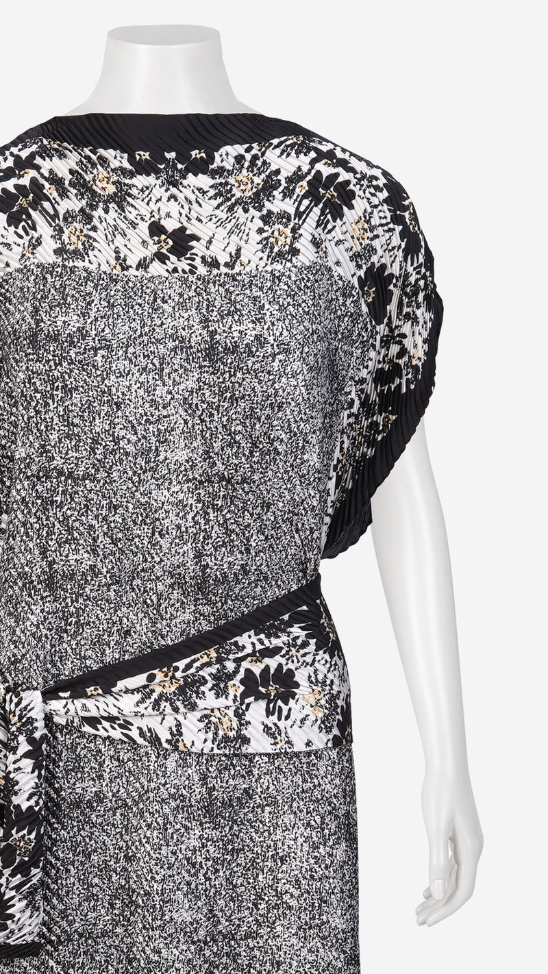 Black & White Printed Pleated Satin Kaftan