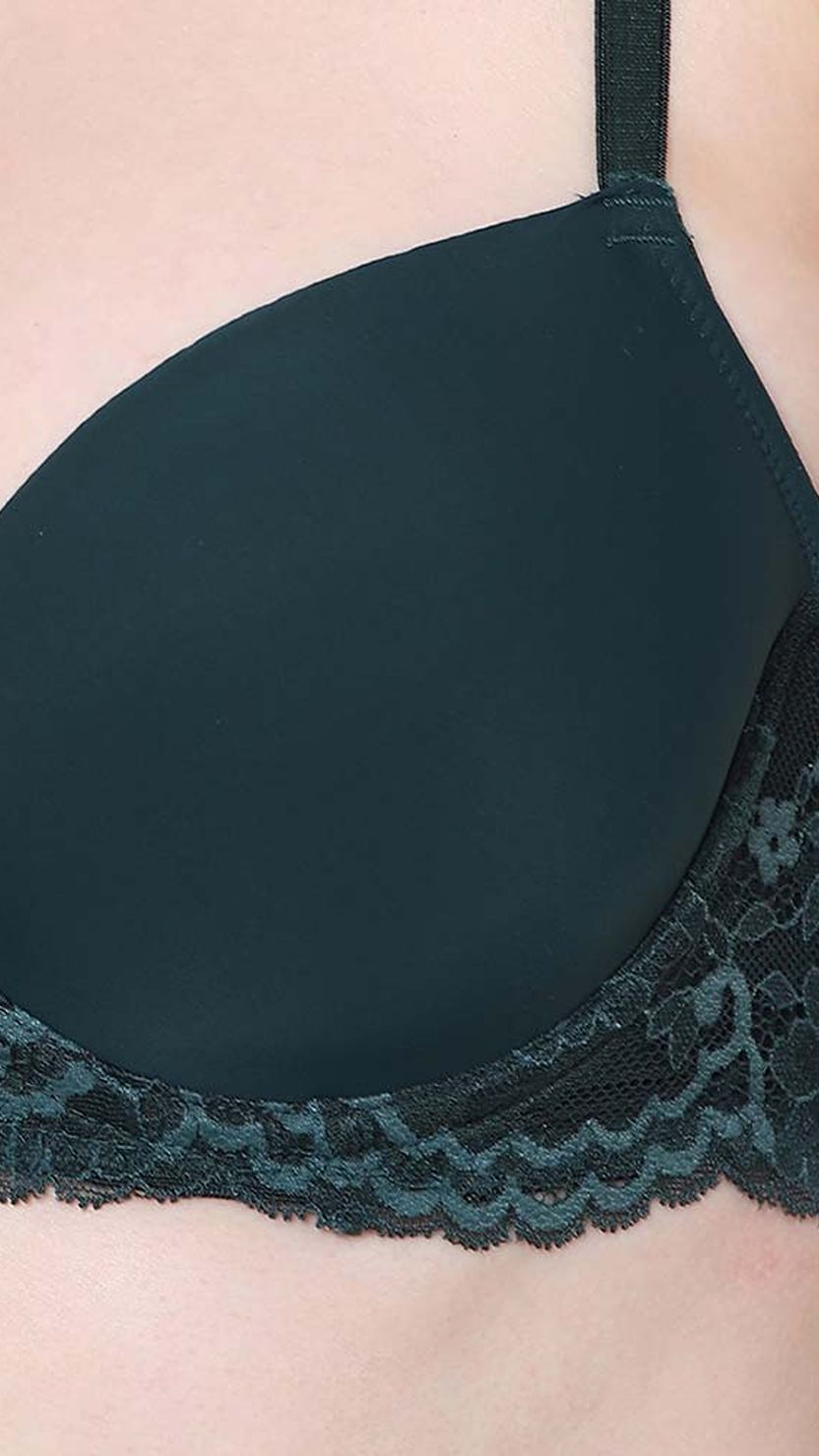 Wacoal Padded Wired Balconette Bra with Lace Wings