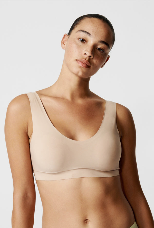 CHANTELLE C16A10 0WU SoftStretch Padded V-Neck Bra