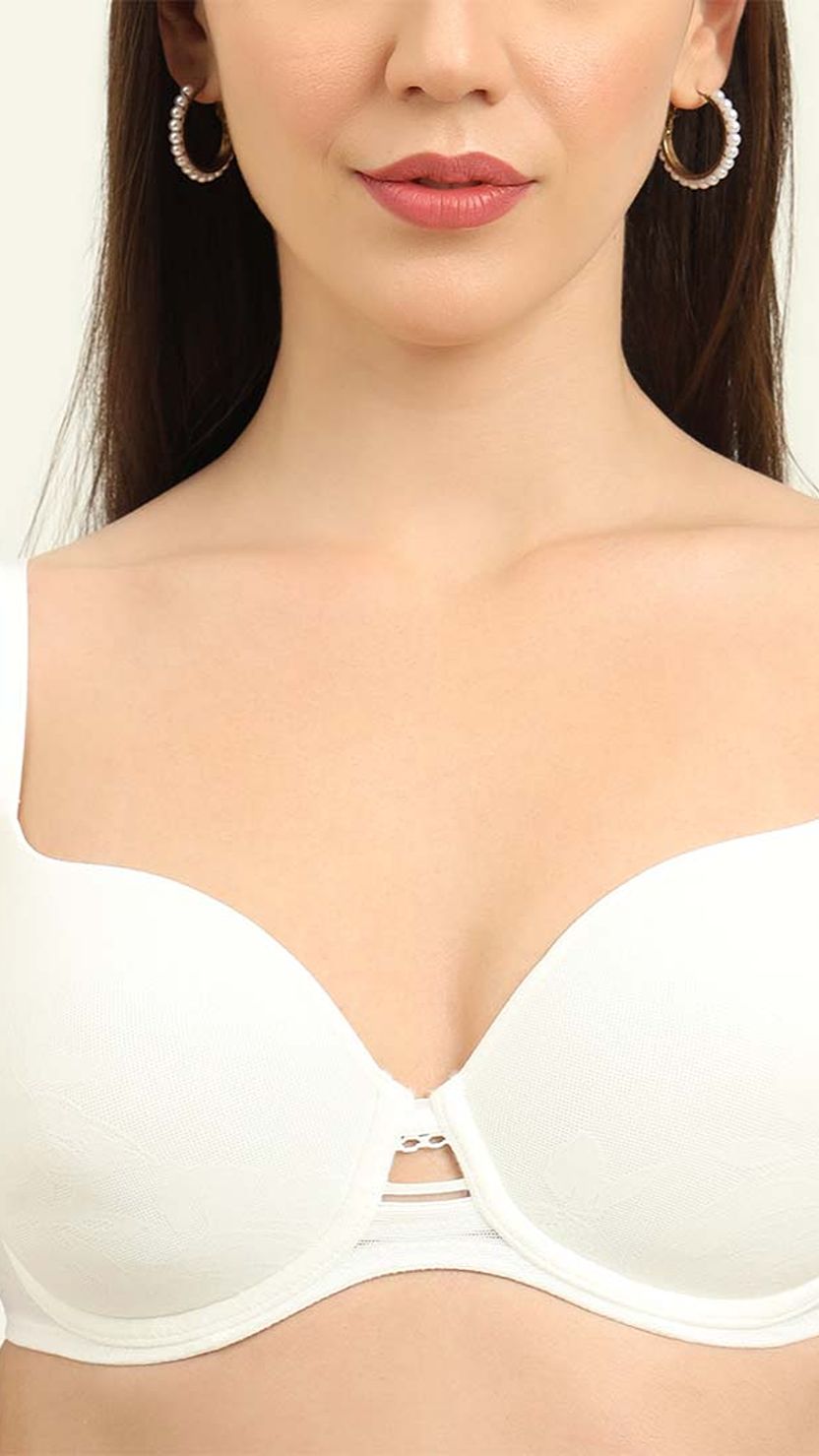 Triumph White Underwired Lightly Padded Medium Coverage Bra