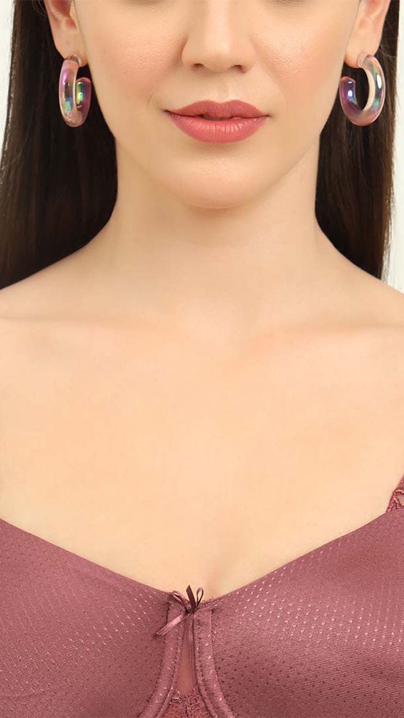 Triumph Mauve Non Padded Wired Minimizer Bra With Lace Trim