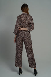 ANGELS FASHION Bold & Beautiful Two-Piece Nightwear Set with Collared Shirt and Straight-Leg PantsAG0830-LEOPR-C2S
