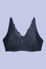 TRIUMPH Soft Touch Wire-Free Bra with Delicate Lace Neckline for Effortless Style 100I631-BLACK 04
