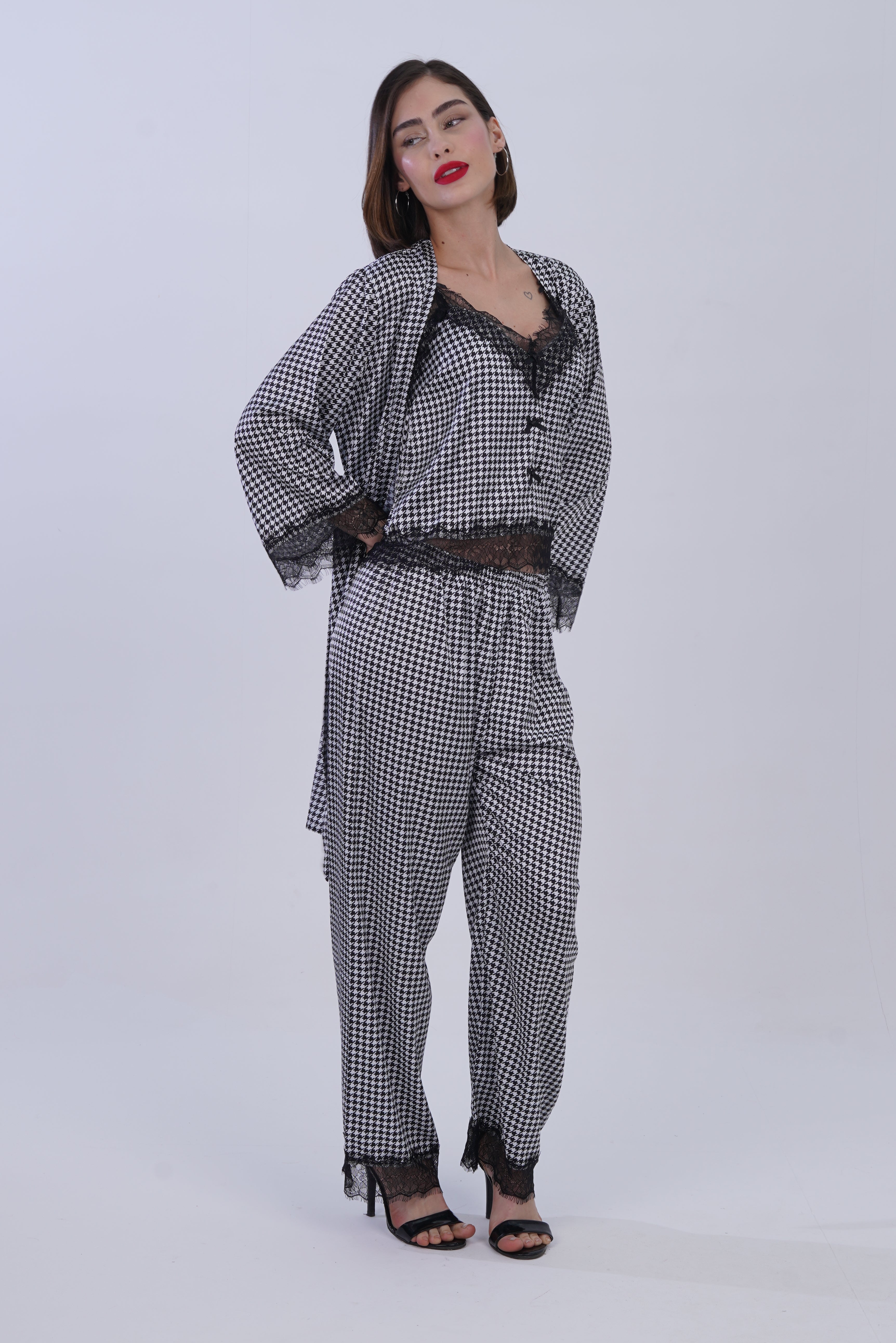 AXTZH nightwear Whispered Harmony Three-Piece X0587-BLKCH-NSL3PS