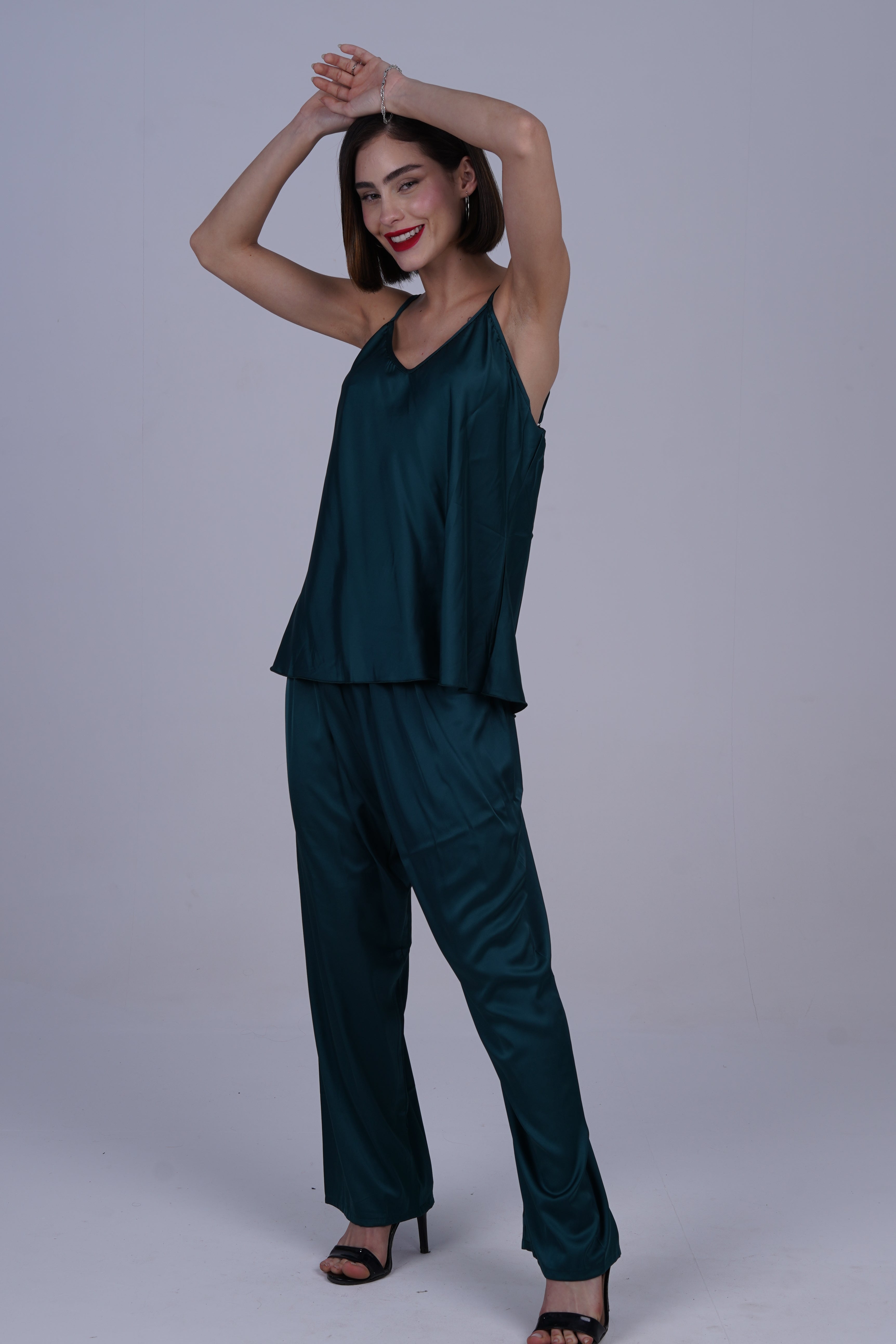 AXTZH Luxurious Women’s Nightwear Set with Lace-Trimmed Robe, Inner Top, and Matching Bottoms X2168-BGREEN-NSL3PS