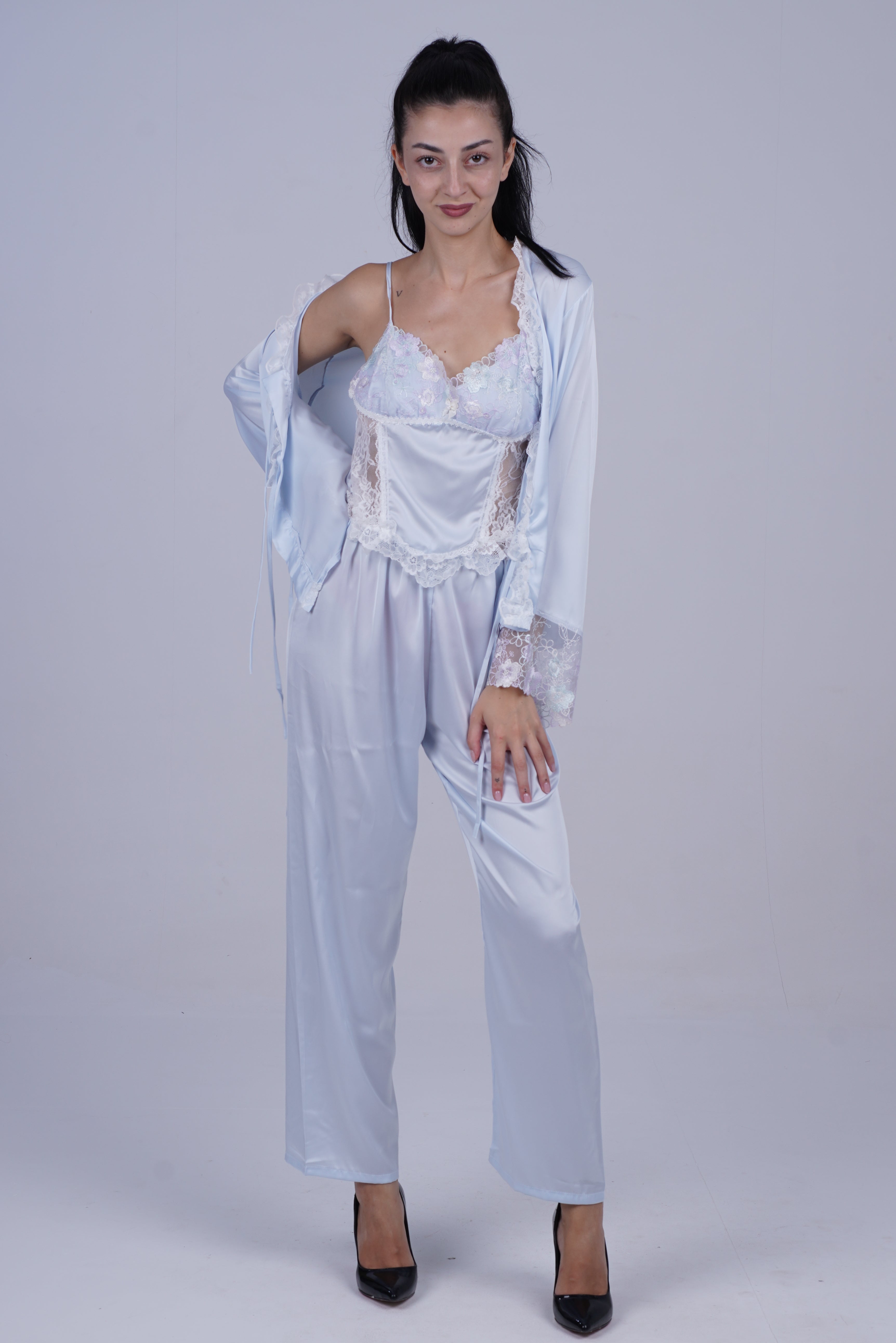 AXTZH Whispered Harmony Three-Piece X0935-SBLUE-NSL3PS