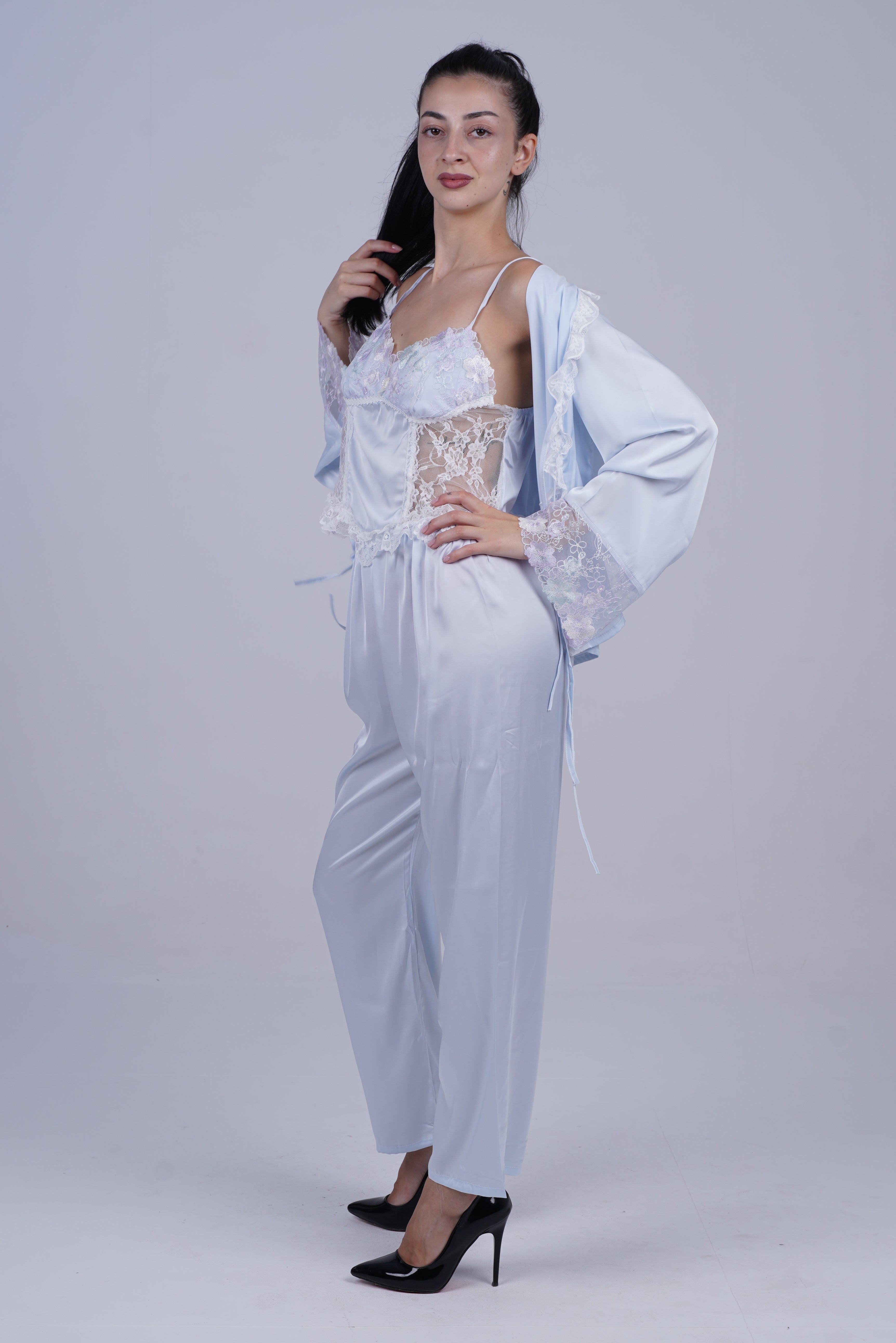 AXTZH Whispered Harmony Three-Piece X0935-SBLUE-NSL3PS