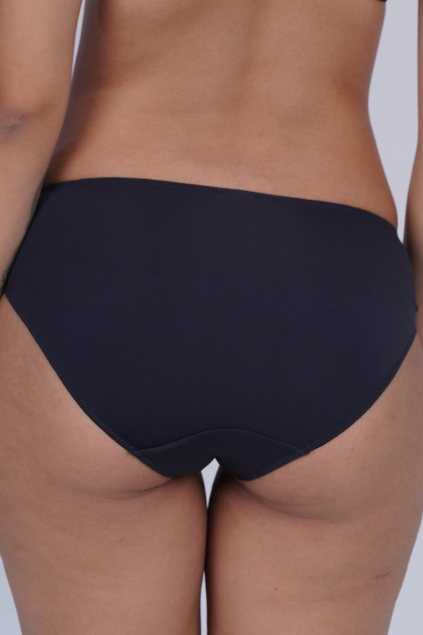 TRIUMPH Sexy Panty for Women – Delicate Detailing with a Soft, Secure Silhouette 756I633-BLACK 04