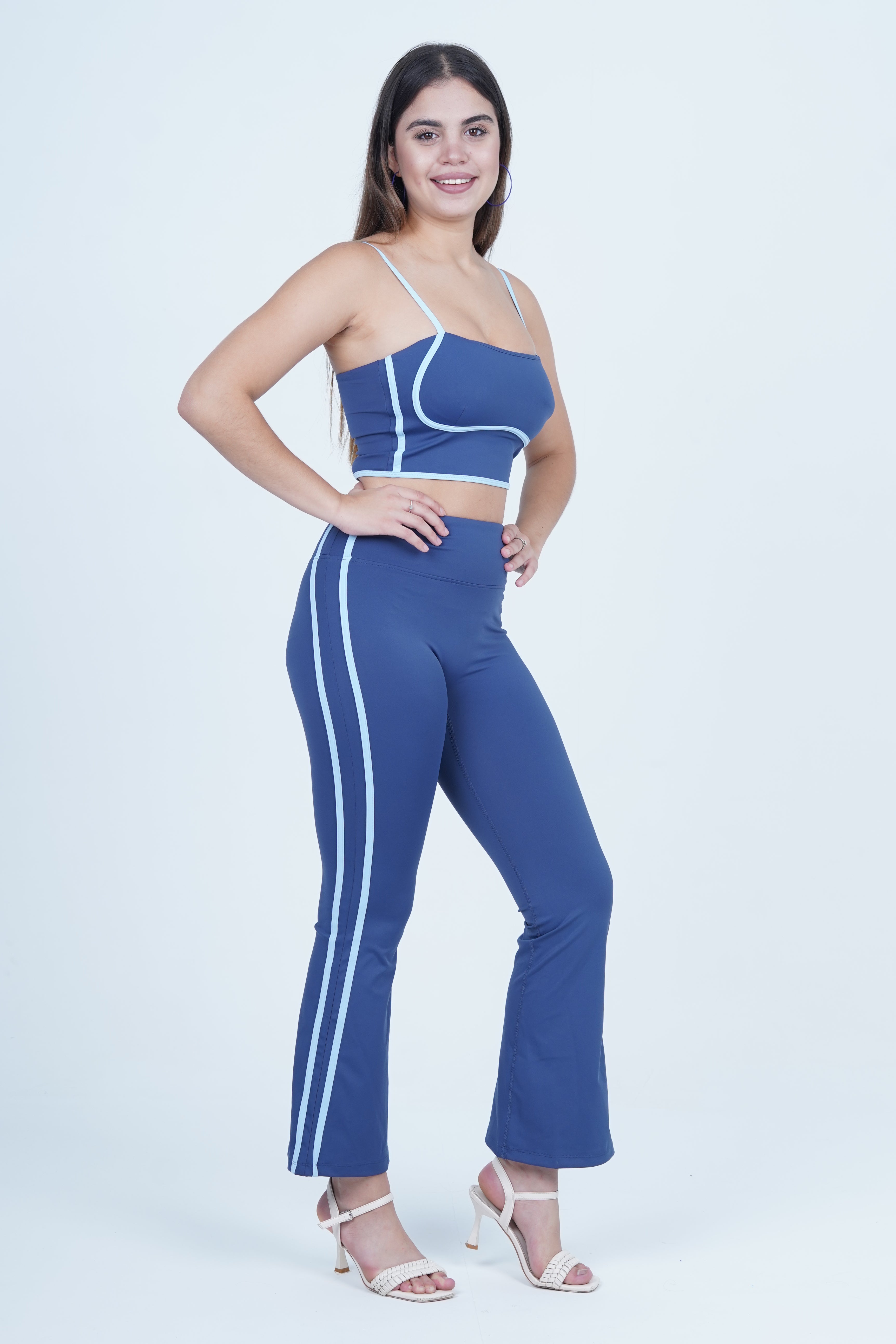 AXTZH Modern Sexy Outerwear for Women with Fitted Cut and Sporty Edge X3330-NAVY-ADF