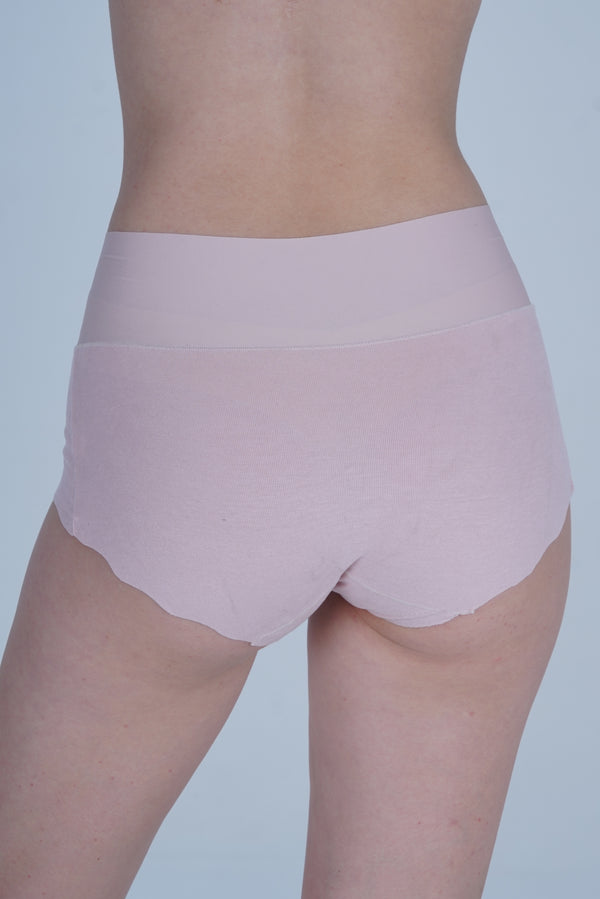 AXTZH Seamless Body-Hugging Women’s Brief with Delicate Front Accent XPTYSCOTHW1231IJ-PEACH